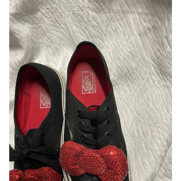 Rare VANS x HELLO KITTY AUTHENTIC (BLACK/BOW) SHOES (MEN6/WOMEN 6.5 - Picture 8 of 9